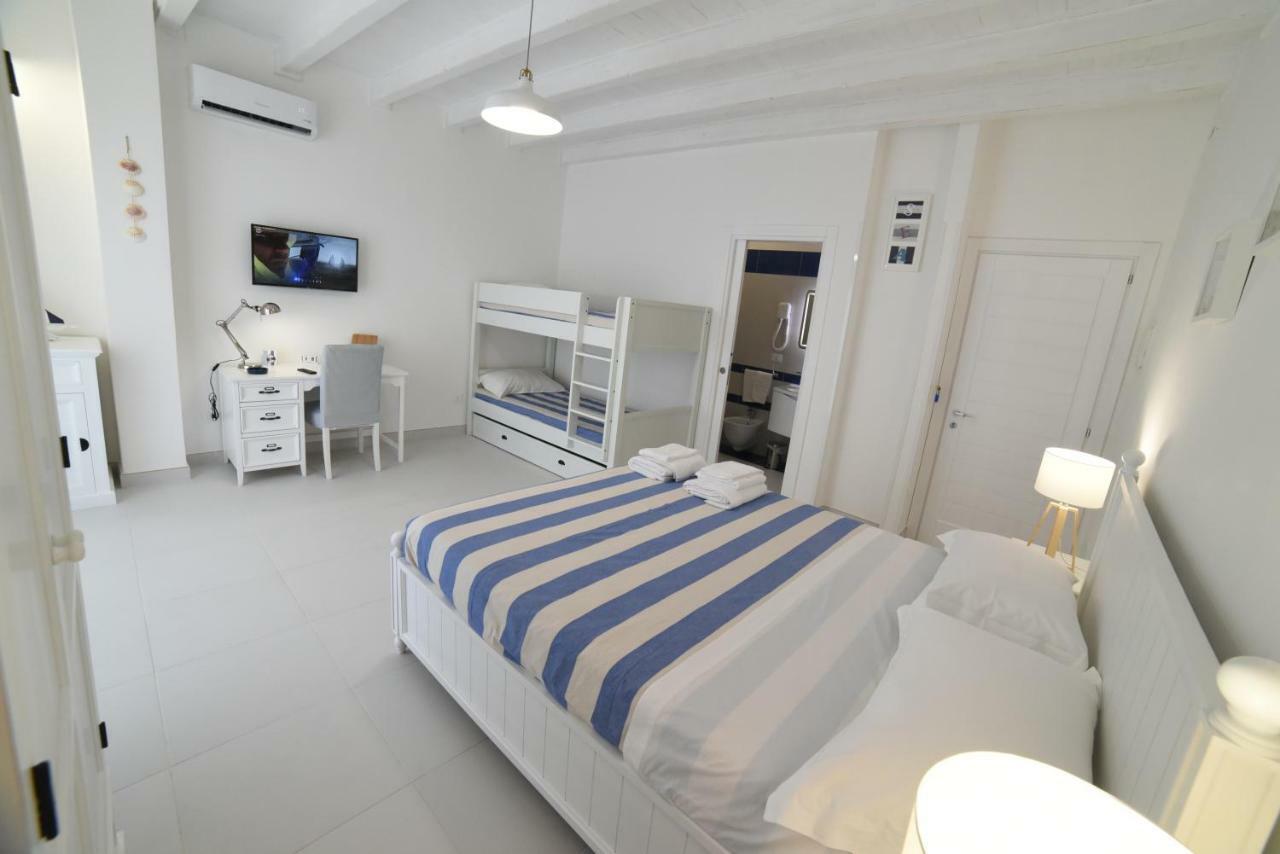 Latino Rent Room B&B Vista Mare Porto Cesareo Dış mekan fotoğraf
