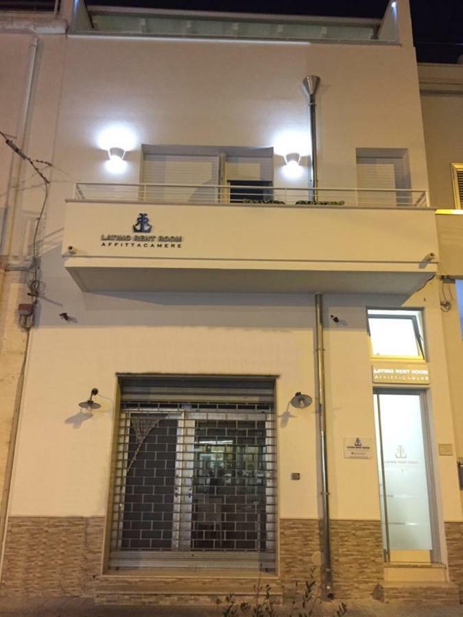 Latino Rent Room B&B Vista Mare Porto Cesareo Dış mekan fotoğraf